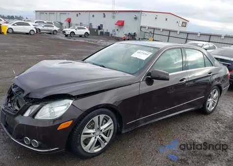 2011 Mercedes-Benz E 550 from USA, damaged, VIN WDDHF7CB2BA323637